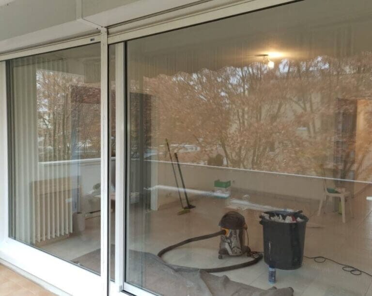 Chantier fenêtre & porte fenêtre coulissante en alu blanche