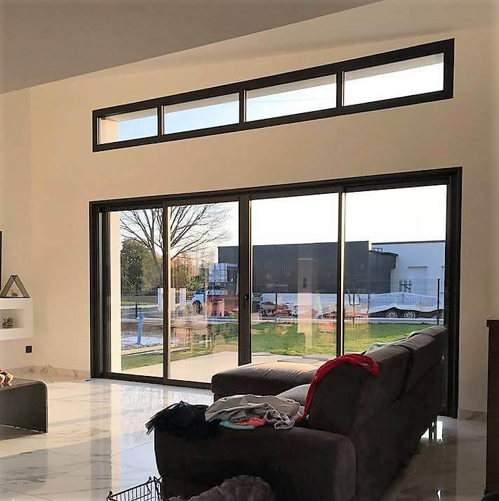 baie coulissante à galandage 4 vantaux en aluminium sur mesure