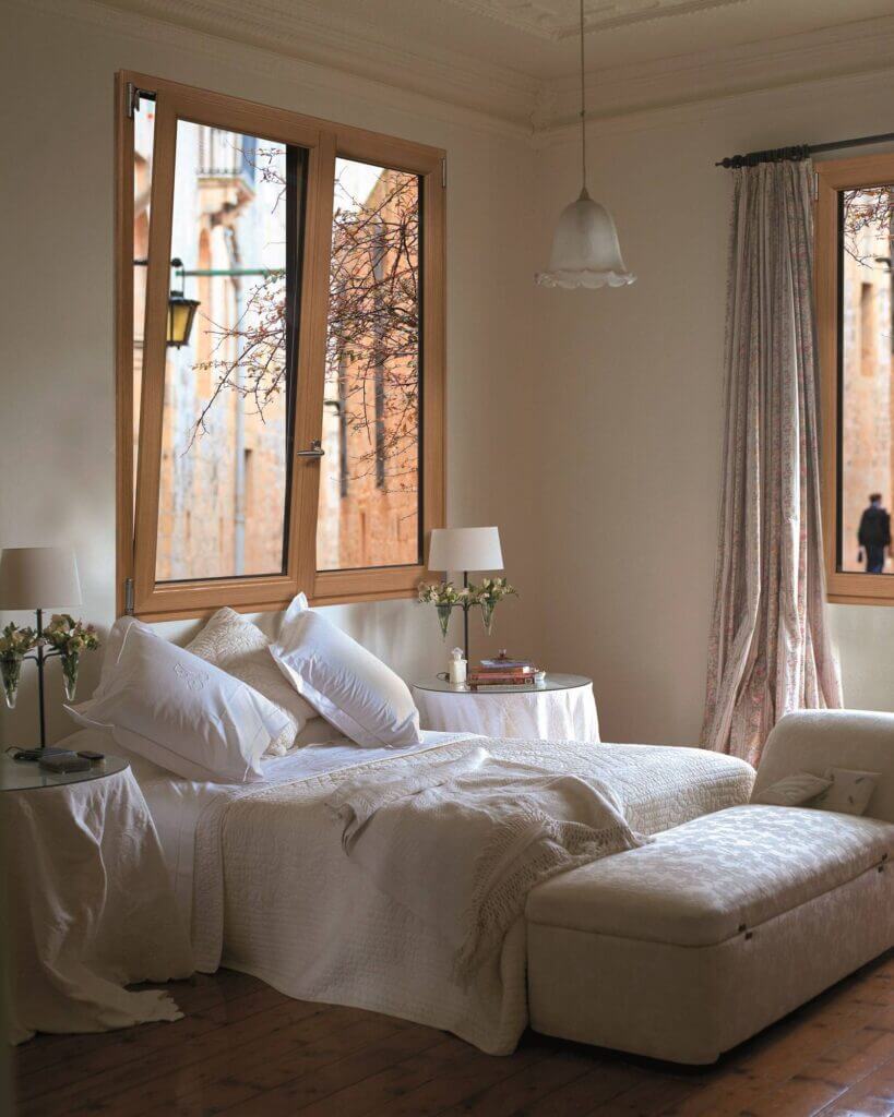 Fenêtres ouvrant à la française en Mixte Bois et Alu