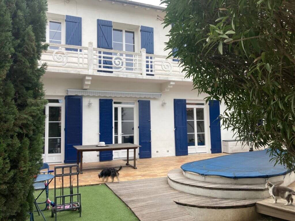 Fenêtres blanches sur mesure en PVC