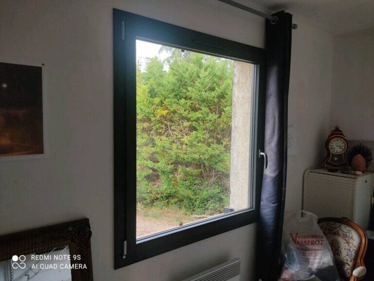 Menuiseries en fibre de verre grandes dimensions