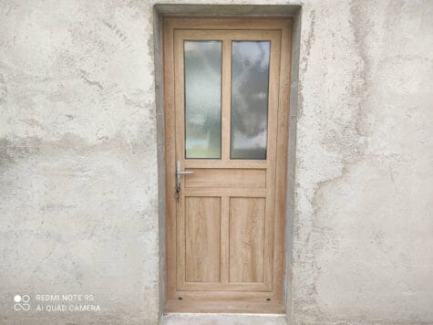 Porte en COMPOSITE coloris Chêne Mat