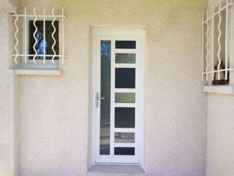 porte d'entrée créative en composite