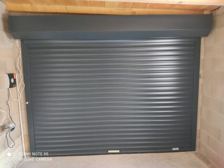 Porte de garage enroulable motorisé en alu