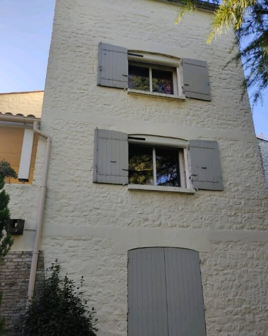 Volets roulants solaires